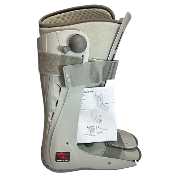 A+ Breg Ortho Genesis Walker Boot Mid-Calf Air Trauma Post-Op Medium BL525005 - Picture 1 of 11